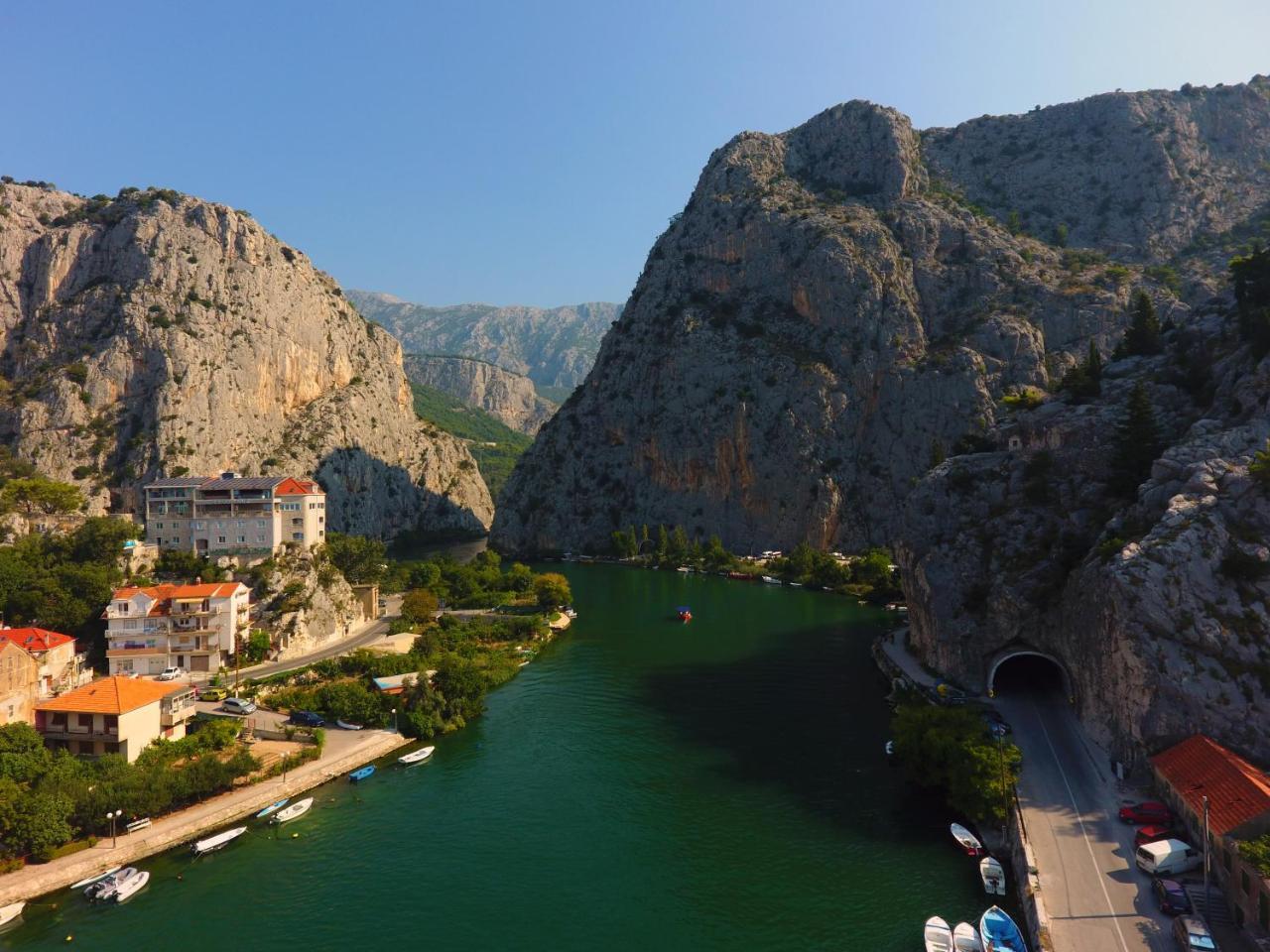 Inn By The River Omiš Eksteriør billede